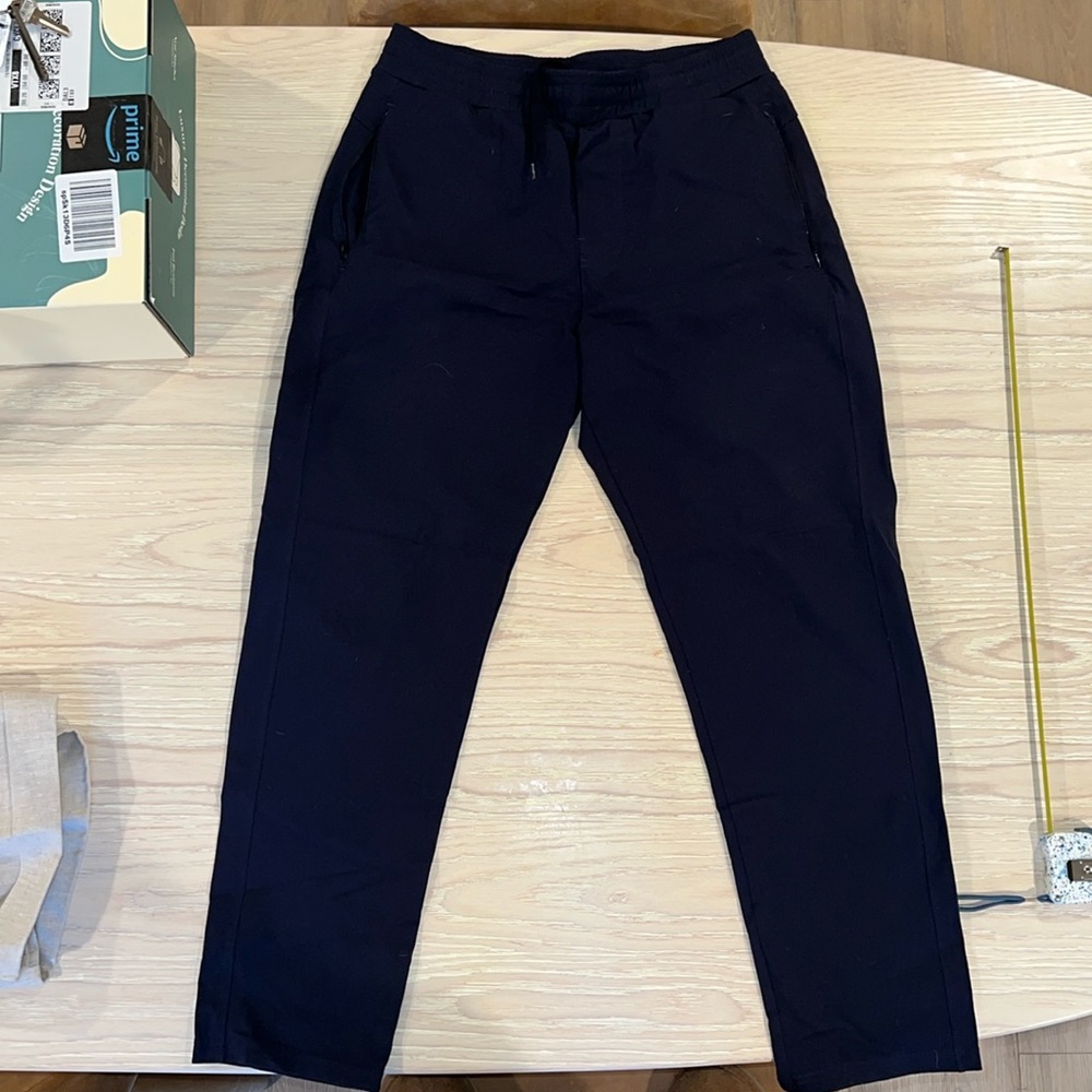 Public Rec “All Day Everyday Joggers”. Dark navy (almosst black)